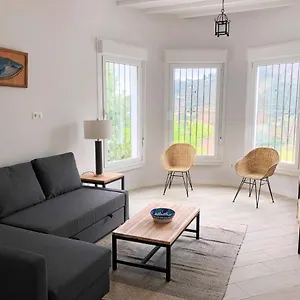 Serena Villa